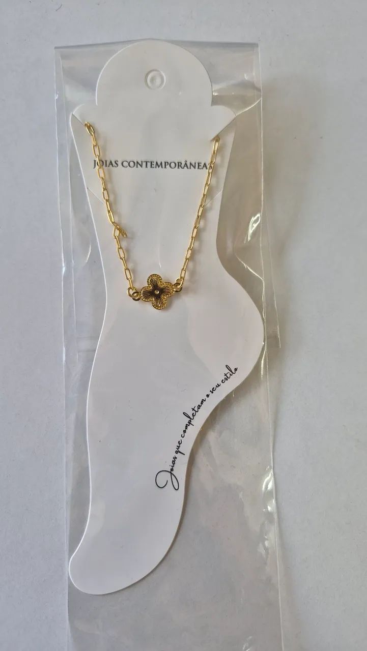 Tornozeleira Van Cleef dourada.