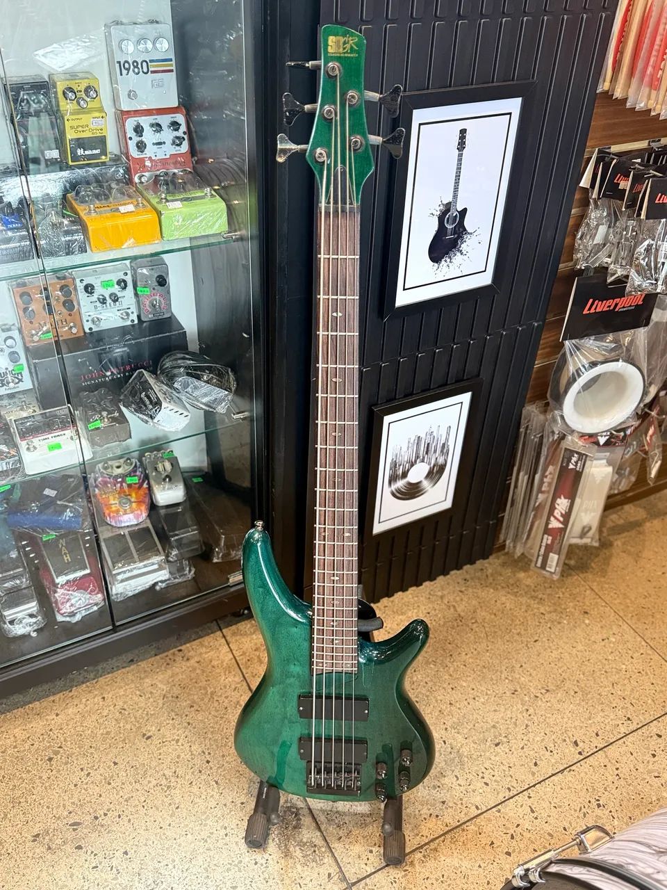 Baixo Ibanez SR885