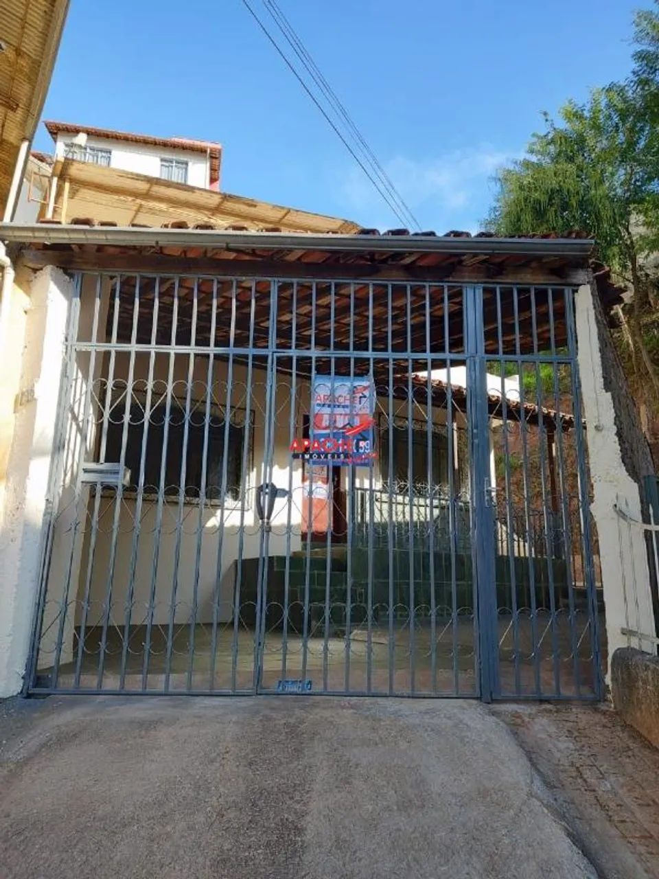 Casa 04 quartos, bairro de Lourdes, Viçosa - MG