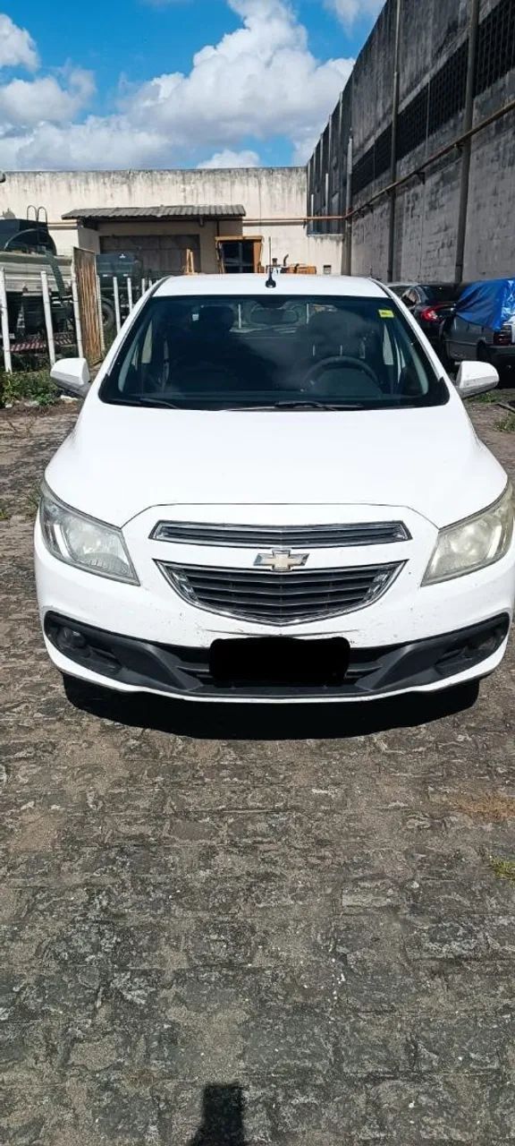 Chevrolet Onix 2014