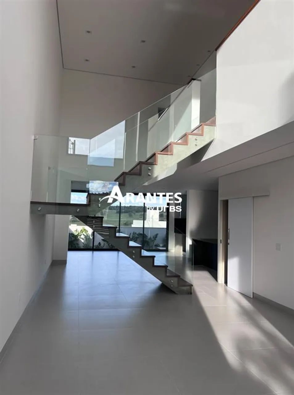 Casa duplex em condomínio com 215m² 4 quartos à venda no Terras Alpha - Foto 2