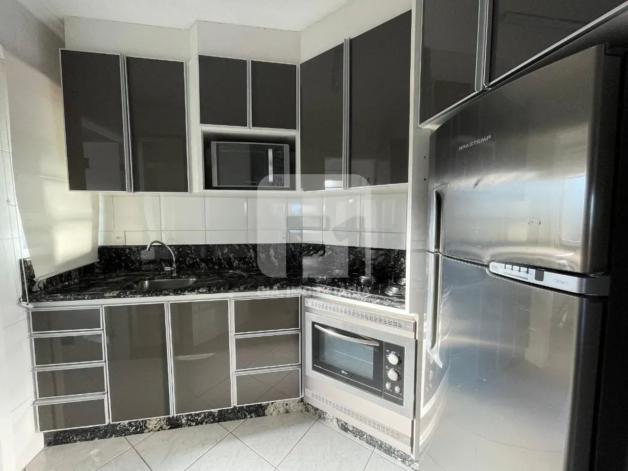 Apartamento 3 quartos semi mobiliado - Saco Grande - Foto 4
