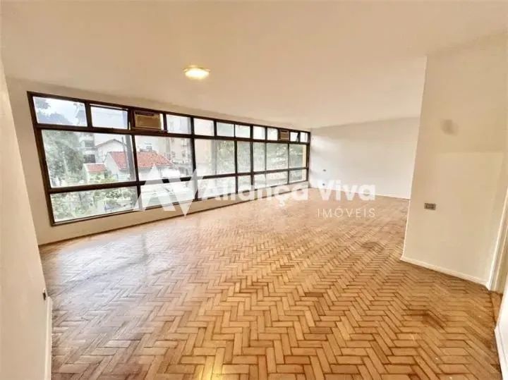 Lagoa | Apartamento 4 quartos, sendo 1 suite
