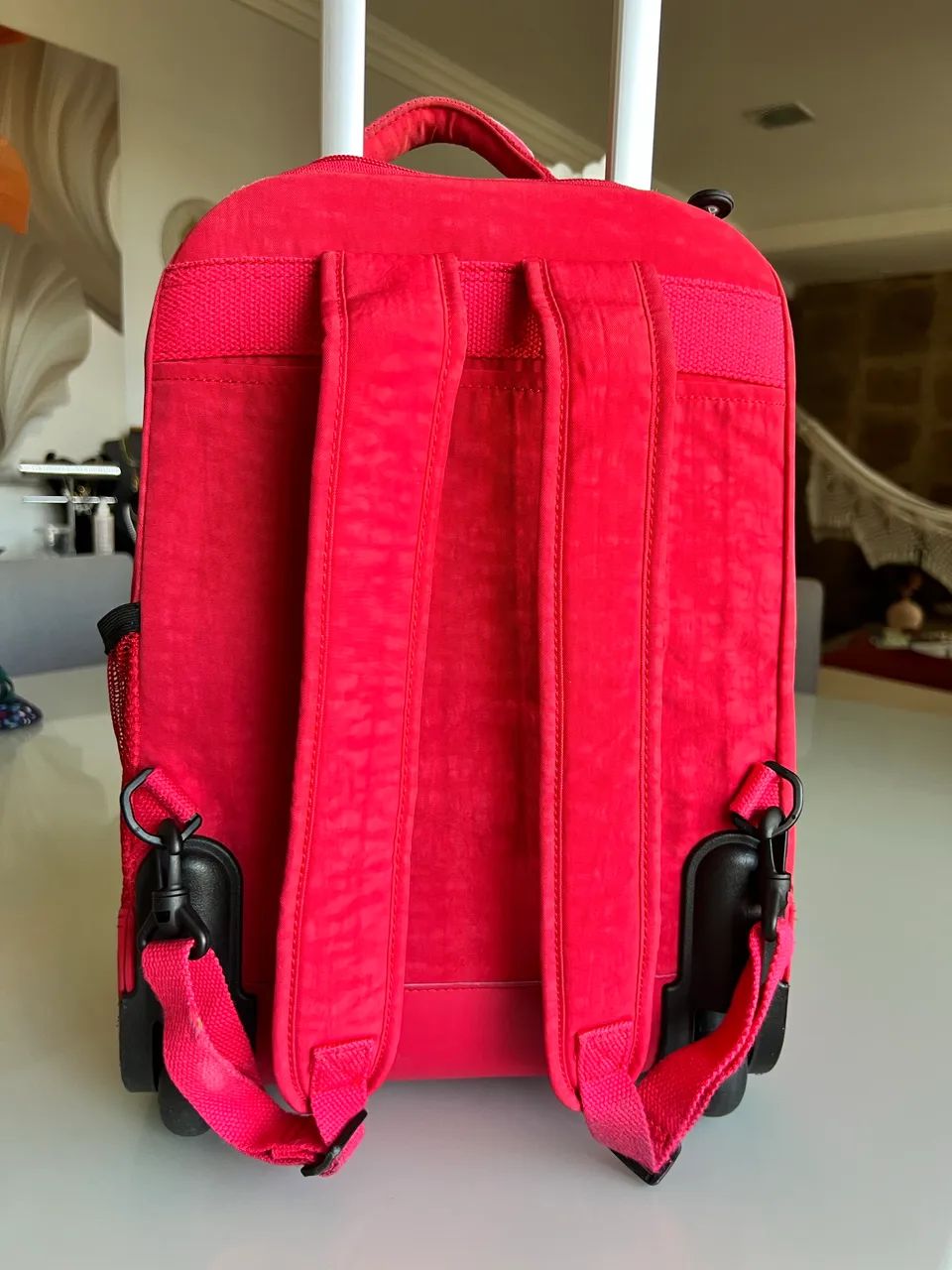 Bolsa rodinhas Kipling seminova - Foto 3