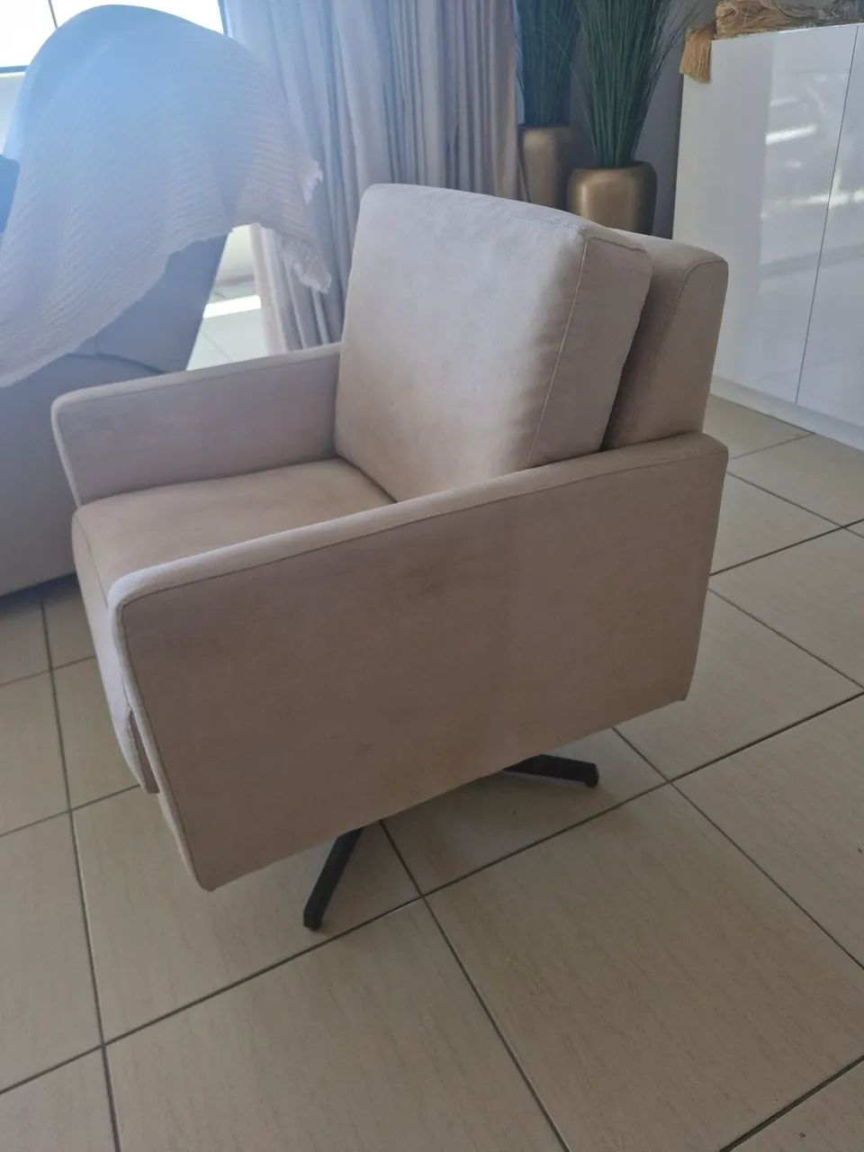 Poltrona giratória - Foto 2