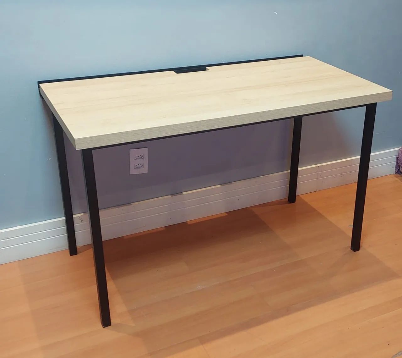 Office computer desk — I have 3 units, unit price 