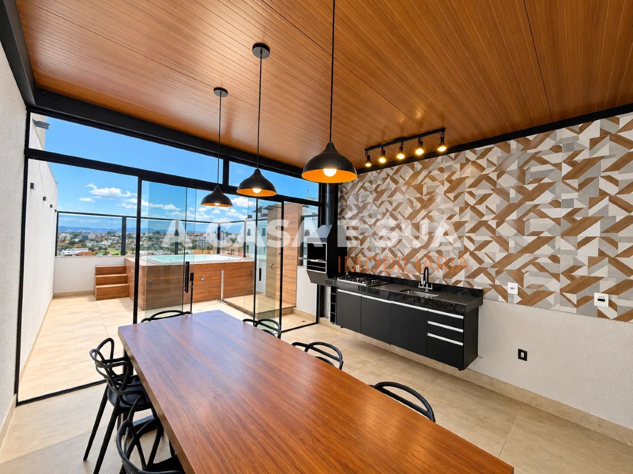 CASA PARA ALUGUEL COM 3 QUARTOS, SUÍTE, ÁREA GOURMET E HIDROMASSAGEM