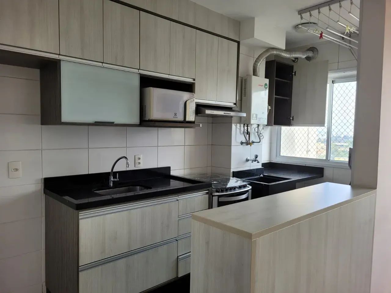 Excelente apartamento com armários planejados - Foto 2