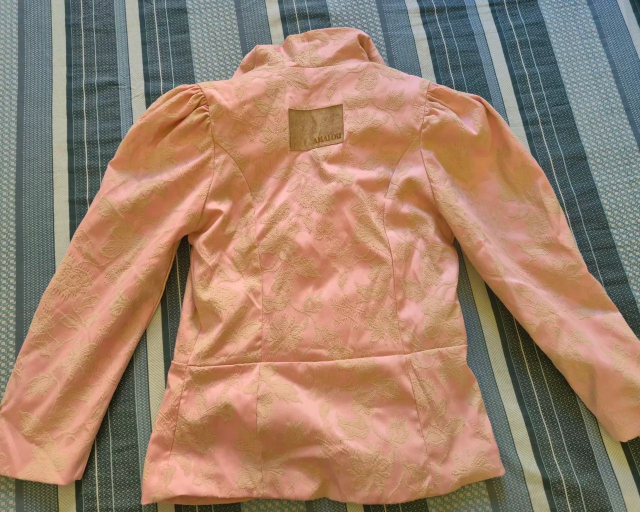 Blazer rosa Amalou novo - Foto 3