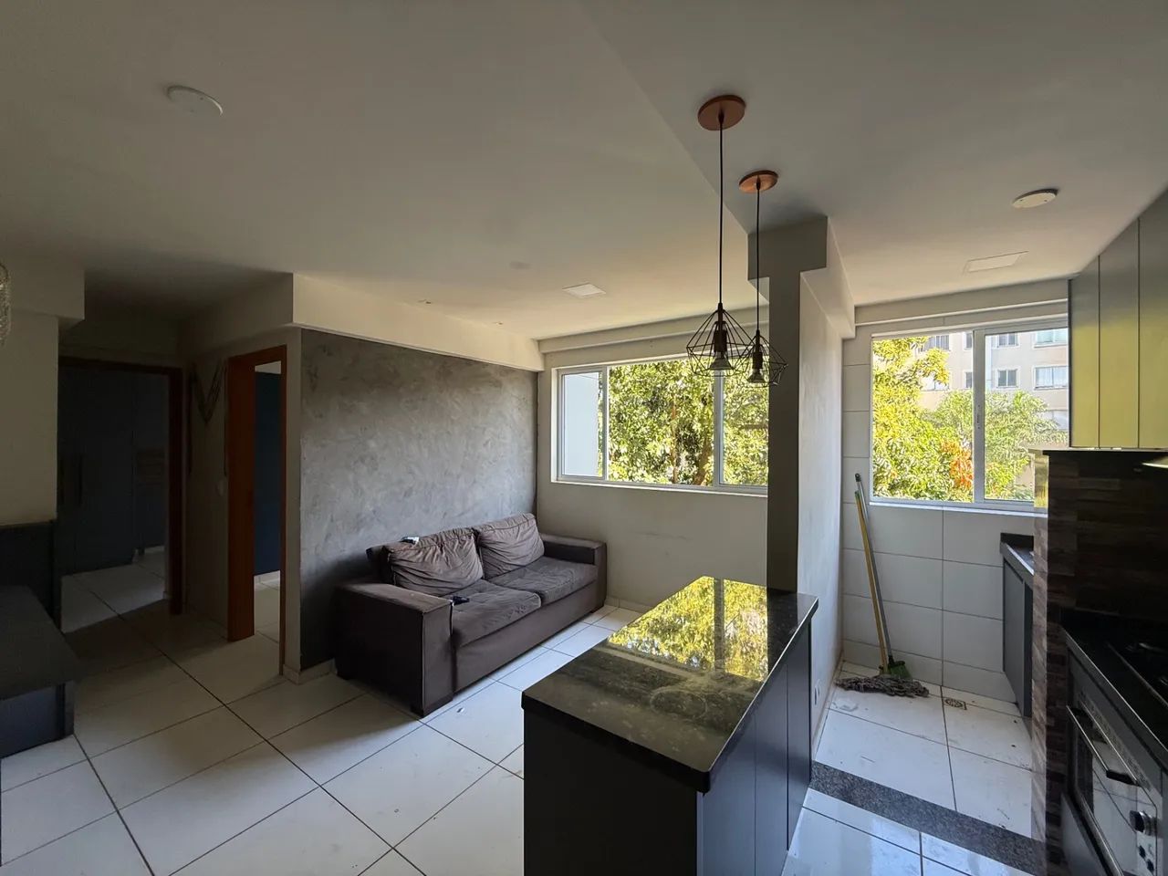 Apartamento com 2 Quartos e 50 m² no Jardim Alvorada em Maringá/PR - Foto 4