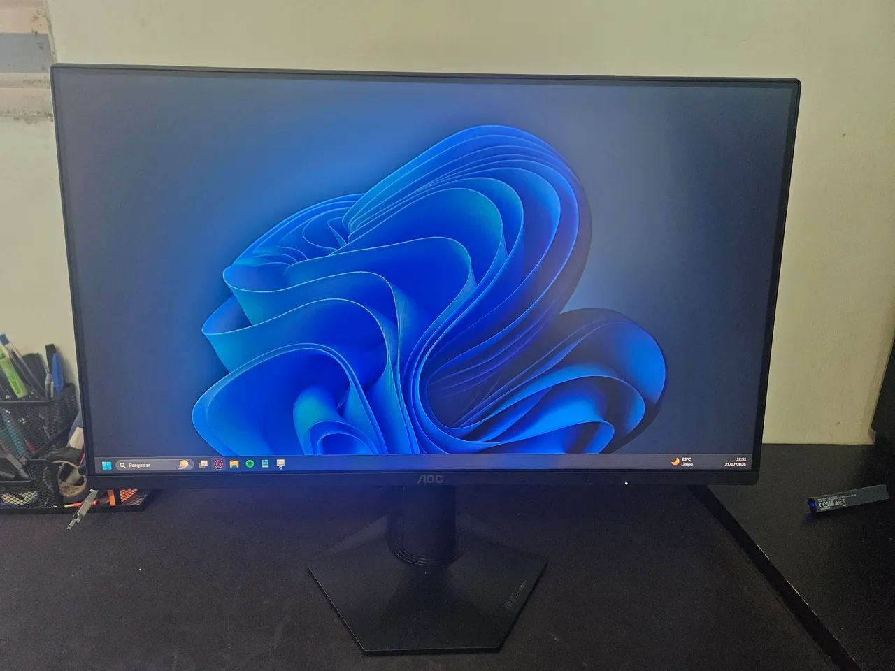 Monitor AOC 144Hz Novo com a Caixa