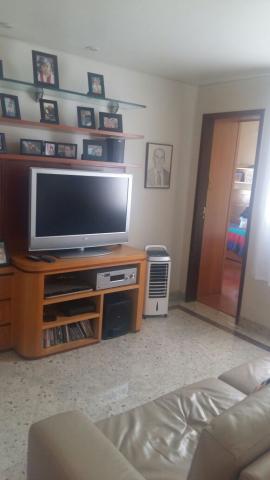 Bela casa com 3 quartos no bairro alípio de melo, 322m² - Foto 3