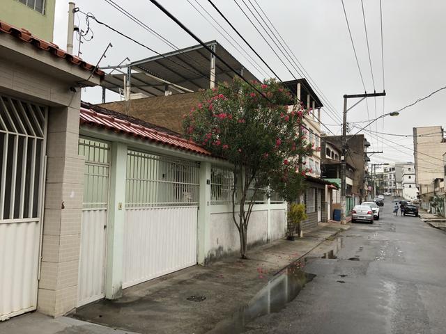 Vendo casa no Centro de Campo Grande