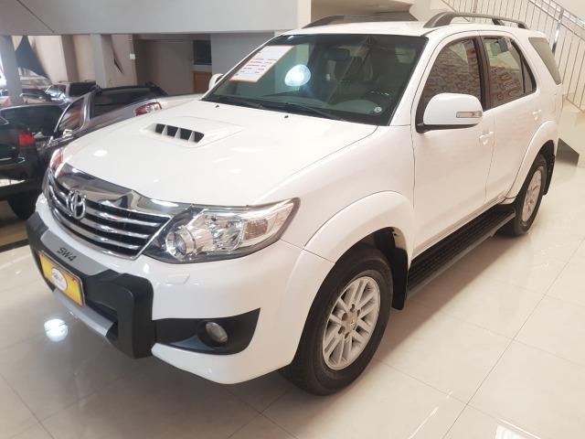 Toyota Hilux SW4 3.0 aut. 7 lugares - Foto 4