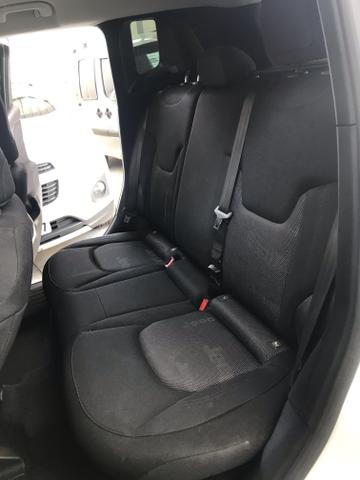 Jeep Renegade 1.8 Aut. Sport Ano 2016 Novo !! - Foto 8