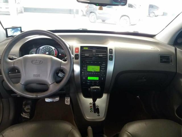Tucson gls 2.7 4x4 top de linha - Foto 9