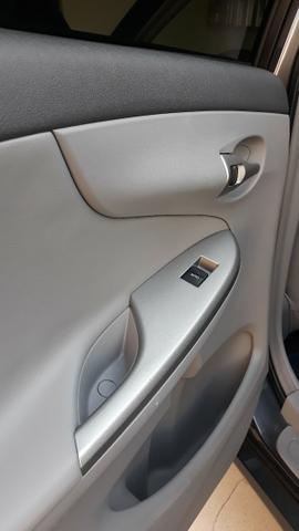 Corolla Xei 1.8 Automático Completíssimo e Impecável!! - Foto 3
