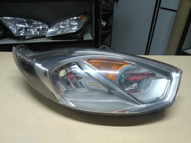 Farol ford fiesta rocan direito cromado 2009 2010 2011 - Foto 3