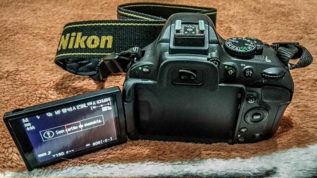 Nikon D5100 + Lente Nikkor 18-105 VR + Nikkor 35mm 1.8 + Bateria Extra - Foto 5
