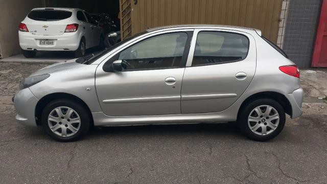 Peugeot 207 Xr 1.4 Flex 5p - Completo - Foto 12