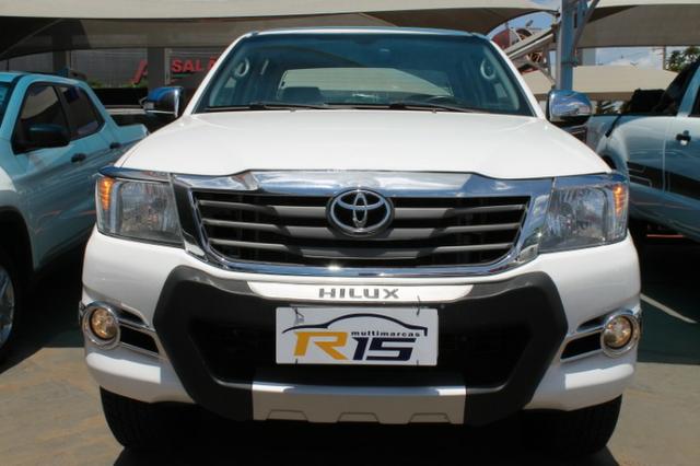 Toyota Hilux Cabine Dupla Hilux 2.7 4x2 CD Srv (Flex) (Aut) 2015 - Foto 2