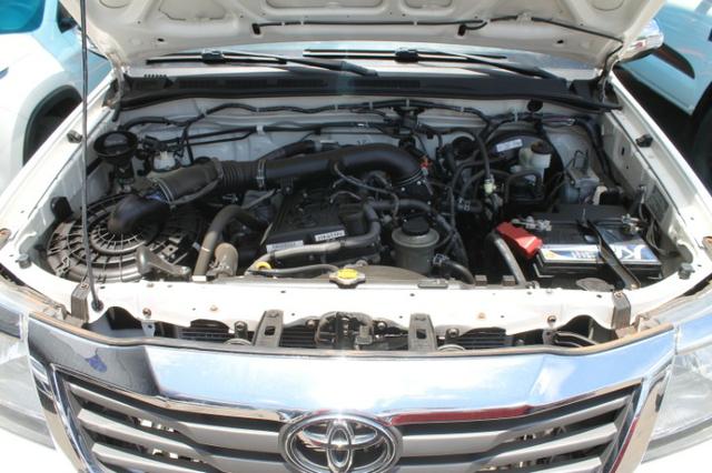 Toyota Hilux Cabine Dupla Hilux 2.7 4x2 CD Srv (Flex) (Aut) 2015 - Foto 17