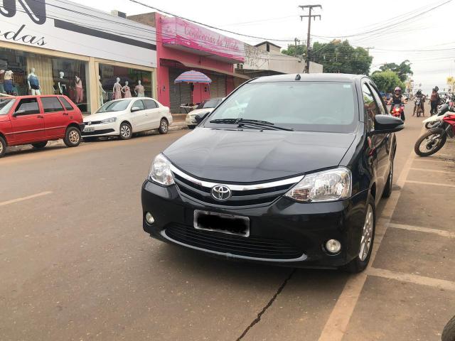 Etios sedã 2016/17 XLS 1.5