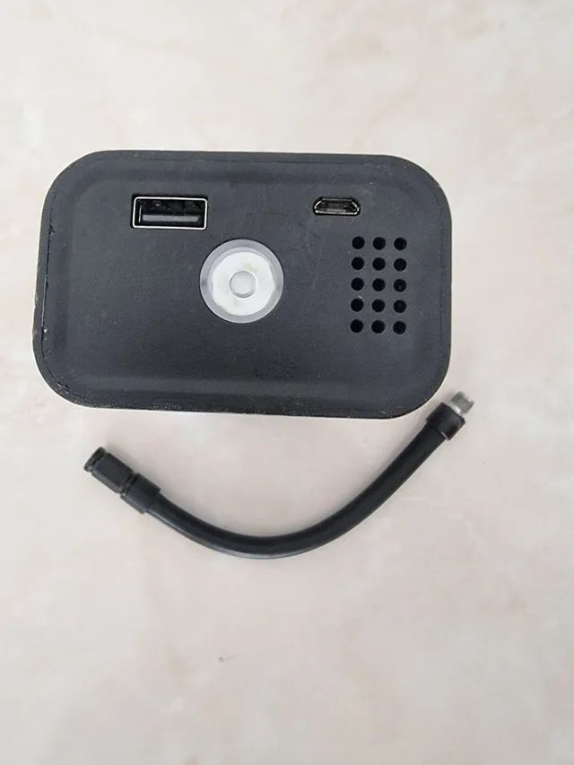 Mini compressor, 2 lanternas e powerbank. 3 em 1 - Foto 4