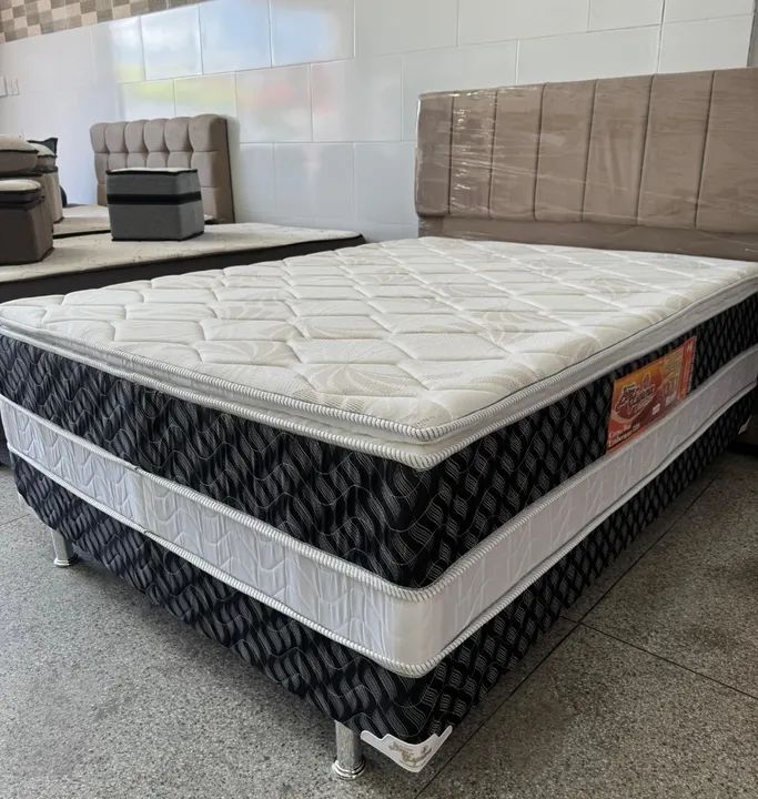 Cama box casal com Pillow Top 