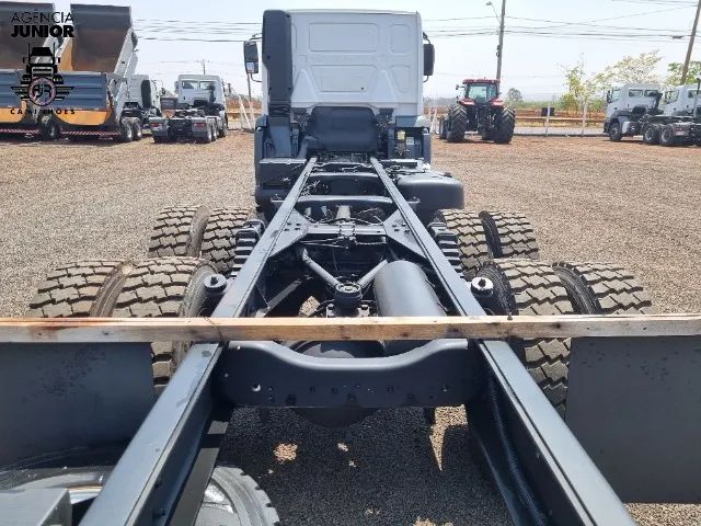 VW 31330 ano 2019 traçado no chassi / único dono / 142.000 km / revisado.  - Foto 5