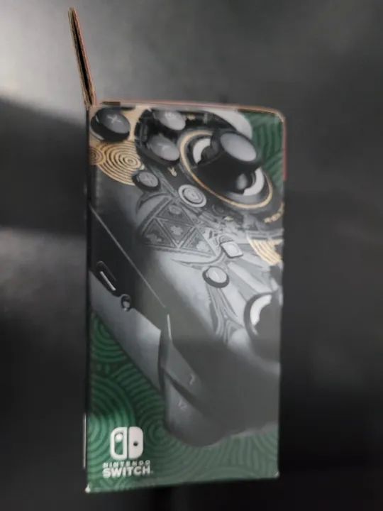 Nintendo Switch PRO Controller edição Zelda Tears of the Kingdom - Foto 3