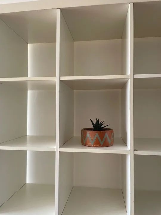 Estante colmeia branca - Foto 3