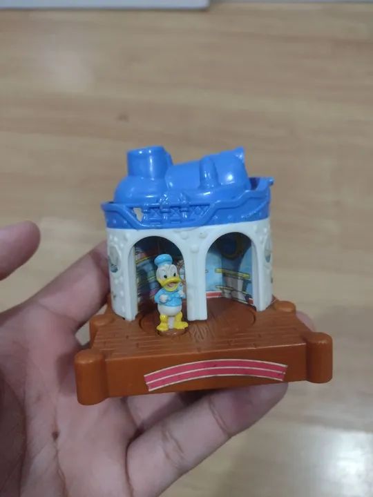 Brinquedo Disney pato Donald anos 90 - Foto 6