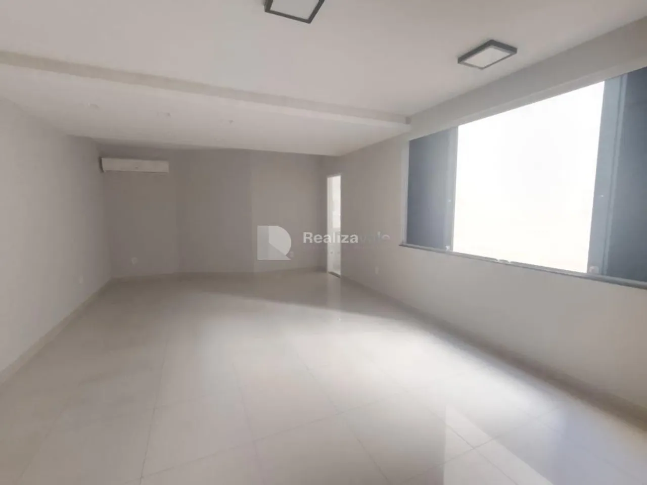 Sala à venda em Taubaté, Centro, com 30.44 m², EDIFICIO TAUBATE OFFICE