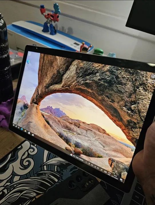 Microsoft Surface Book i5 8 Gigas de Ram.