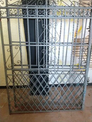 Portão de ferro maciço garagem - Foto 2