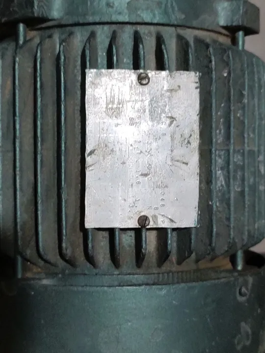 Motor trifásico 1/2