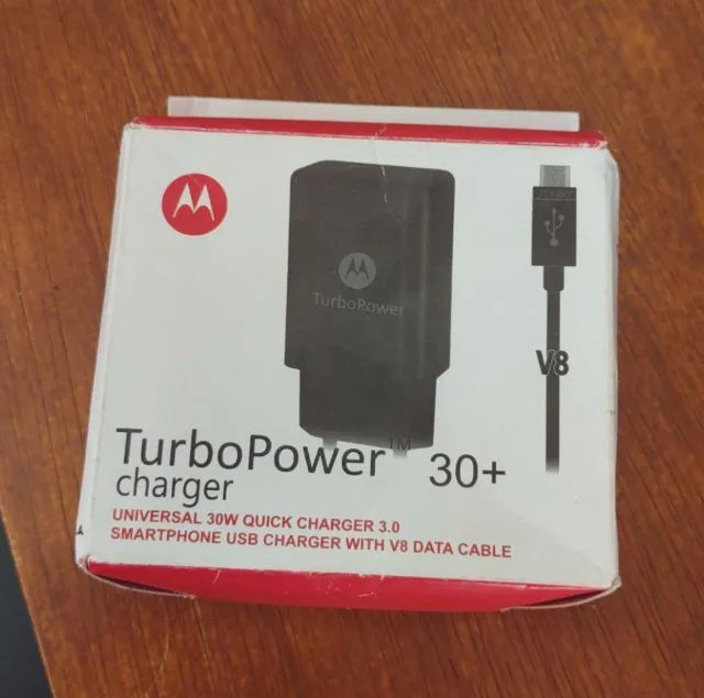 Disponível: Carregador USB com cabo USB-C (apenas via OLX Entregas, calcule o frete)
