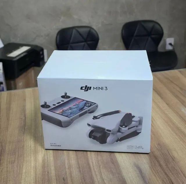 Drone Dji Mini 3 com Tela Novo