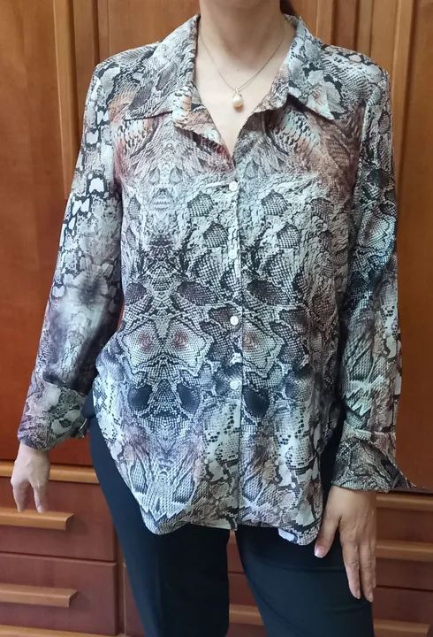 Camisa feminina animal print John John 