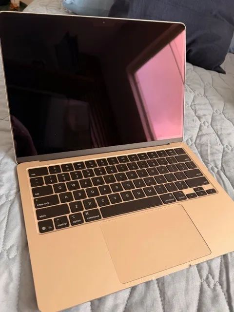 Macbook Air 13 M4 16Gb 256 SSD Starlight 2025 - Notebooks