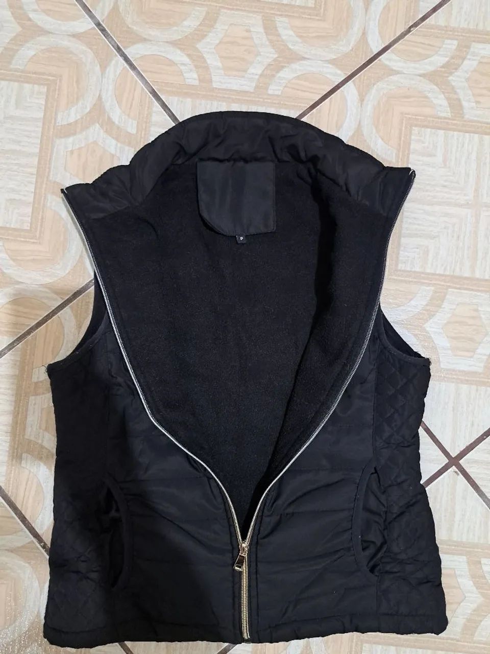 Colete de frio Feminino Acolchoado Preto - Foto 3