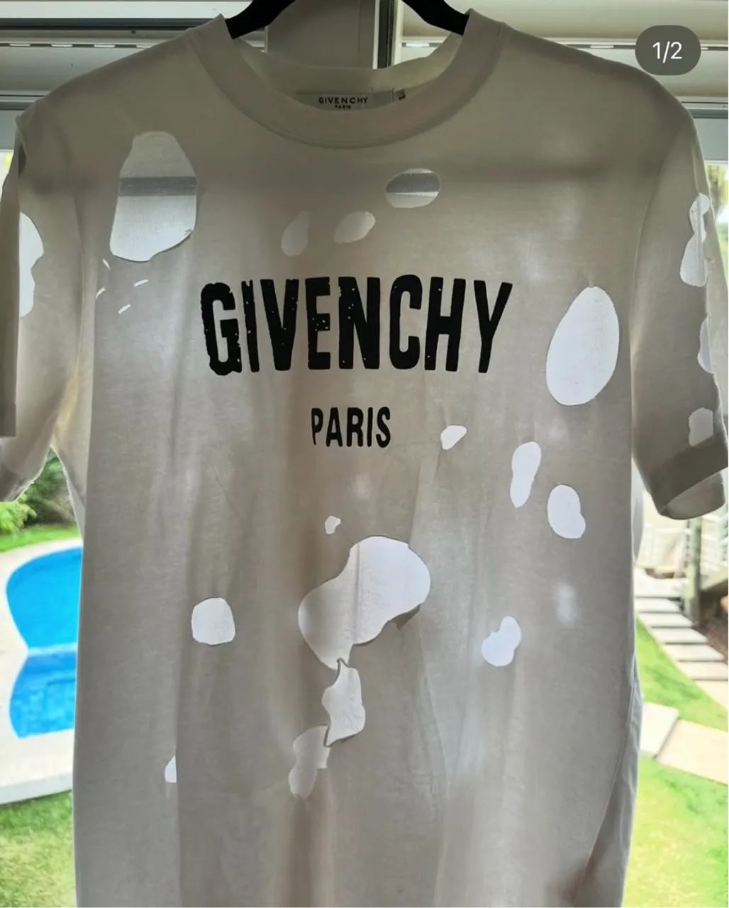 Camiseta Givenchy Paris Camiseta Givenchy Paris Tamanho M Roupas