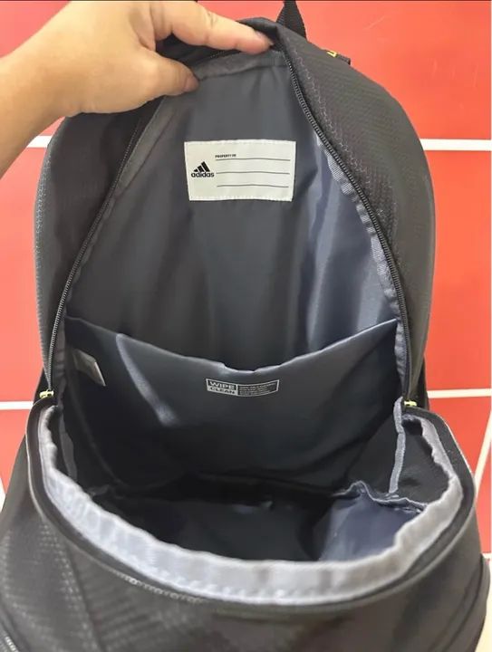 Mochila Adidas suporta 1 até 2 raquetes. - Foto 5