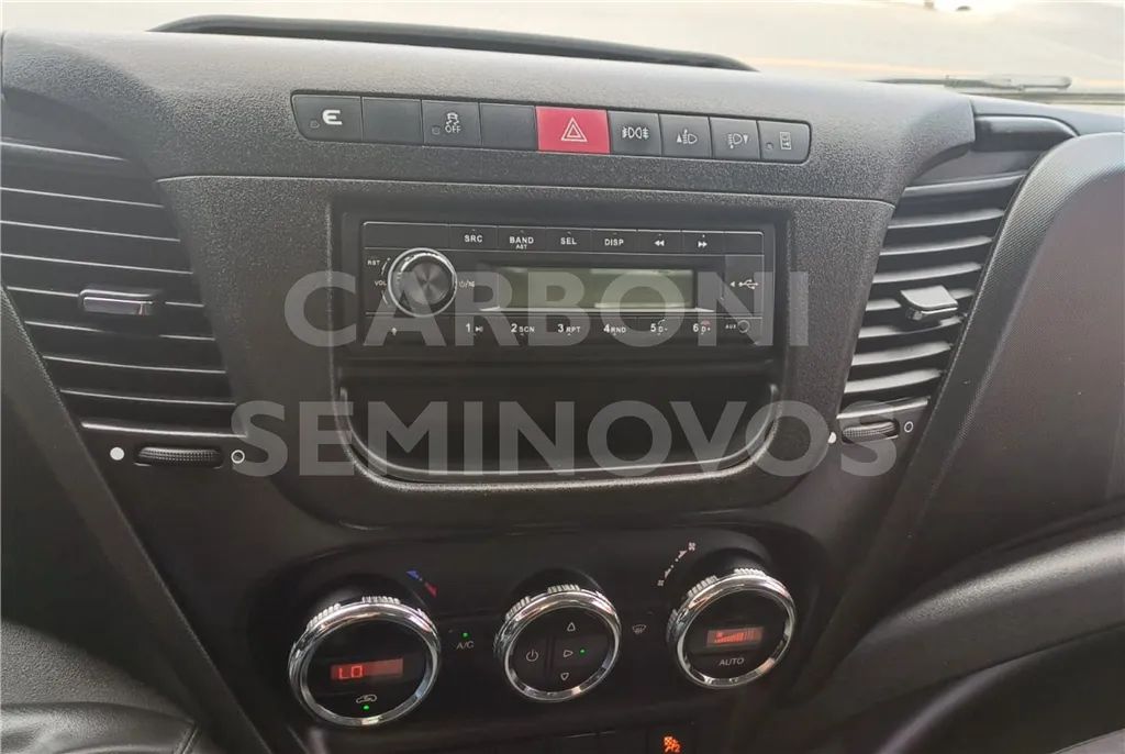 IVECO DAILY 35-160 LONGO E6 4X2 2022/2023 - Foto 10