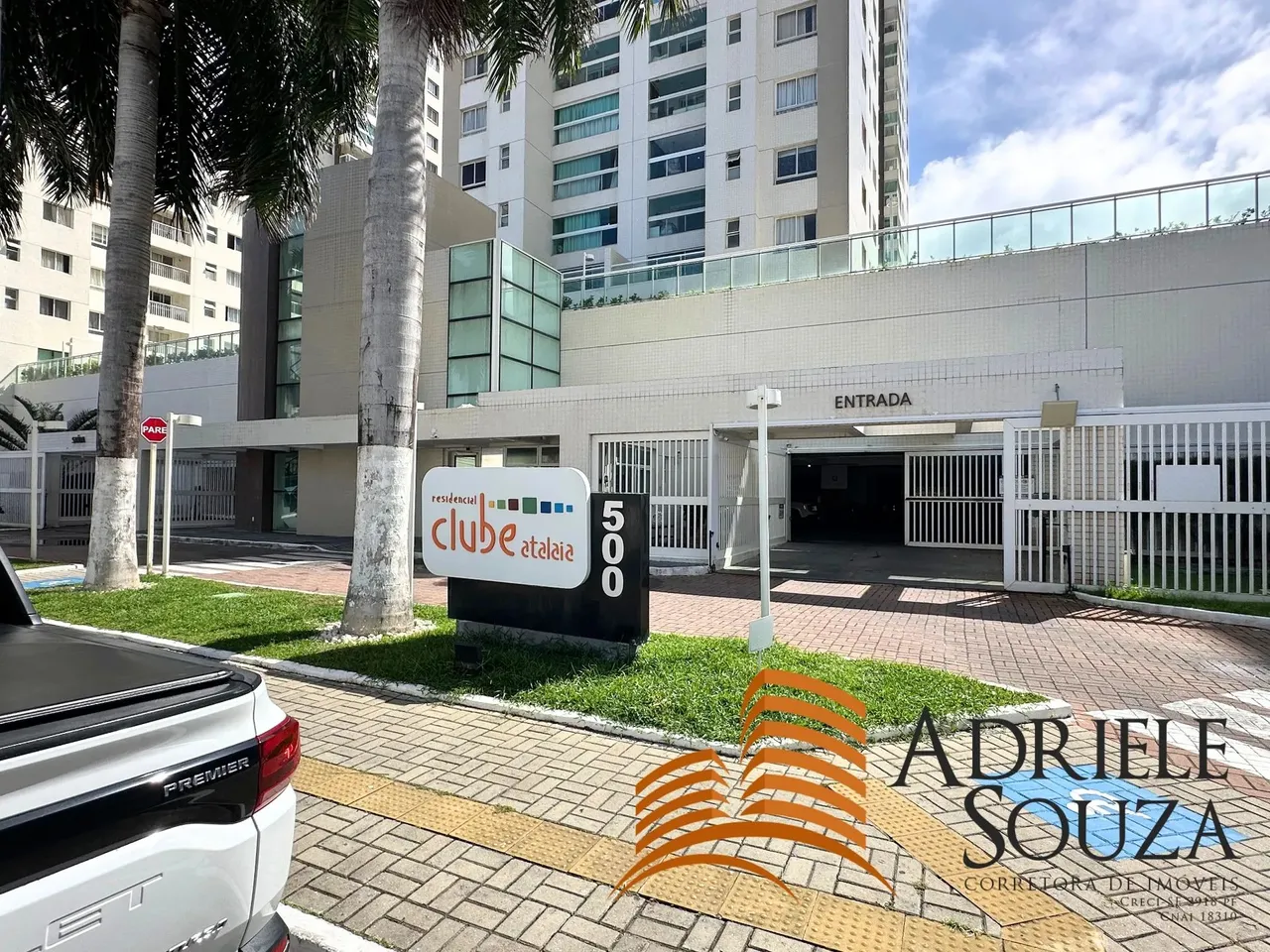 Vendo Apartamento com 3/4 sendo uma suíte no Condomínio Residence Club Atalaia