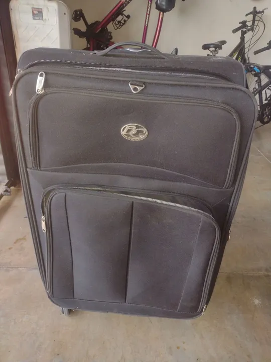 Mala de Viagem Bagaggio Preta - Grande - pouco uso