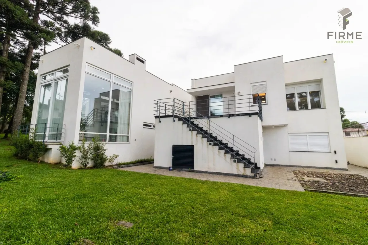 Casa Residencial com 4 quartos para alugar por R$ 12000.00, 410.71 m2 - BARREIRINHA - CURI