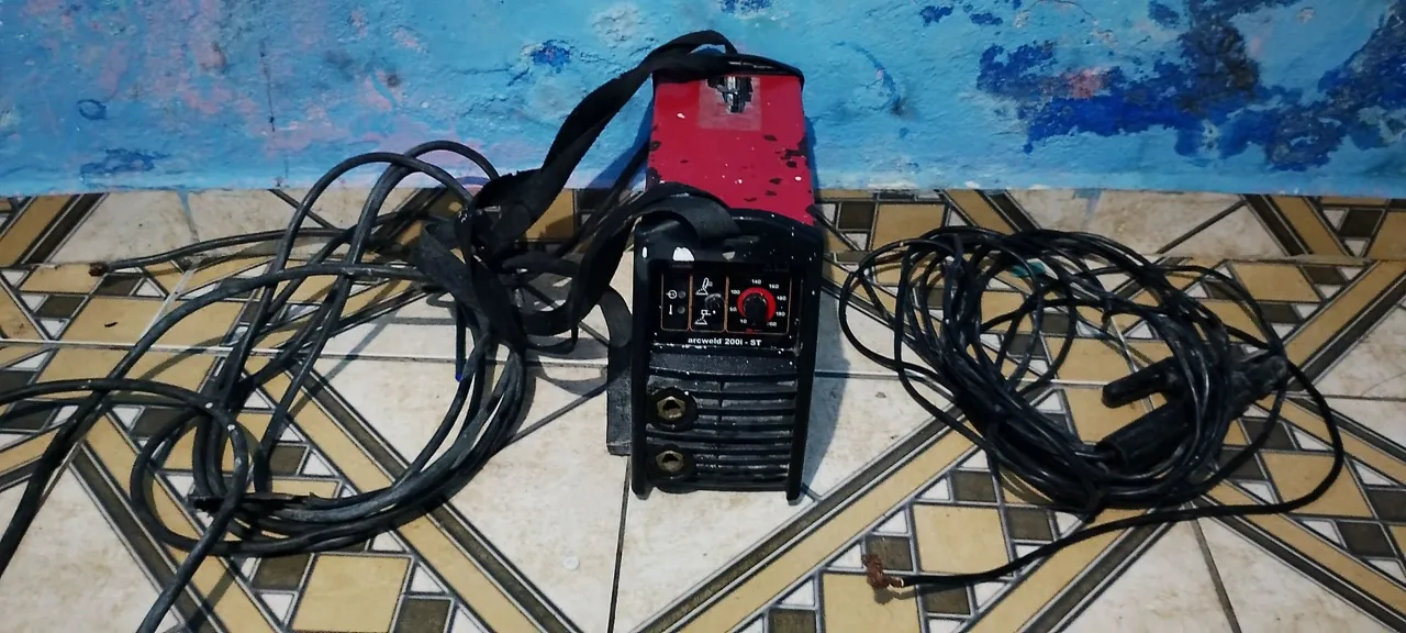 Máquina de solda bivolt