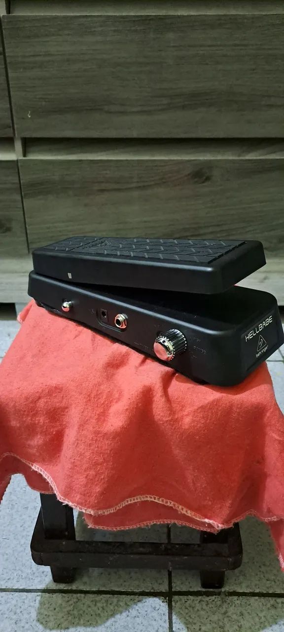 PEDAL HELLBABY BEHRINGER HB01 - Foto 5